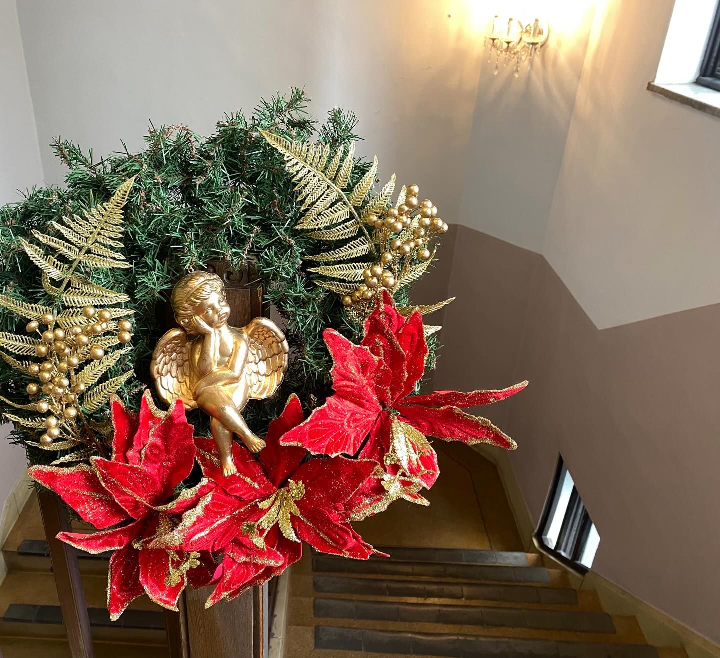 ✨🎄✨🎄✨
今年もあっという間にクリスマス✨
長い時を重ねてきた建物の中で、
皆様の「小さな特別」が生まれますように。

どうぞ素敵なクリスマスをお過ごしください。
Merry Christmas 🎅✨